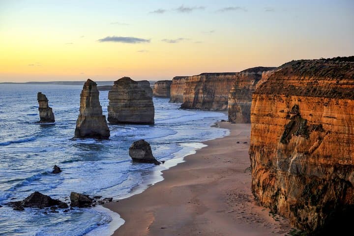 Great Ocean Road Tour: 12 Apostles, Koalas & Forest Walk from Melbourne