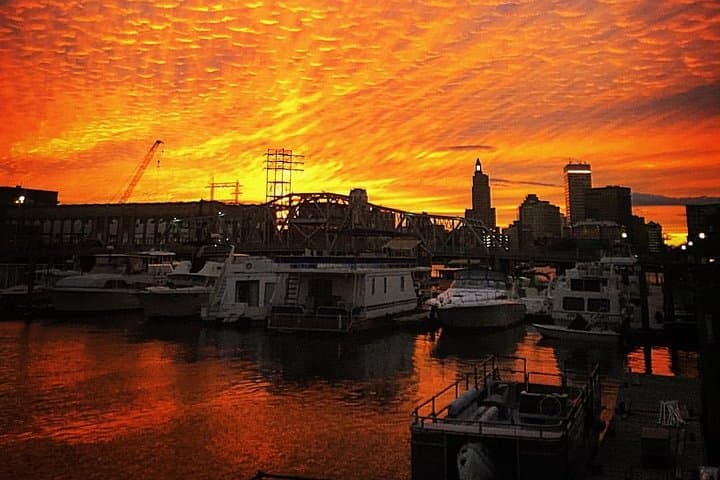 Haunted Boat Tours in Providence: Night Ghost Cruise on the Providence River photo 2