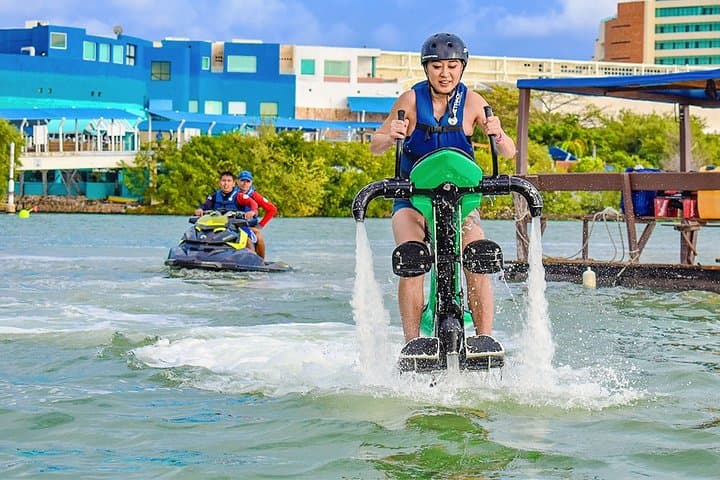 Fly the Jetovator Over Nichupté Lagoon: A 30-Min Waterflight in Cancun photo 6