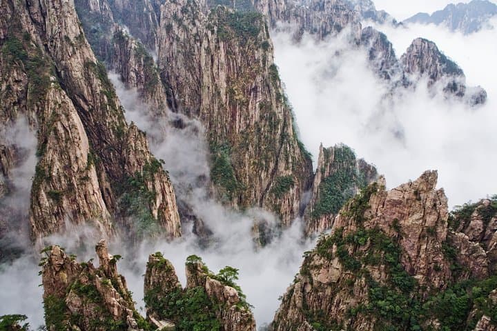 Huangshan in Three Days: Hongcun Village, Tunxi Old Street & Overnight on Yellow Mountain photo 5