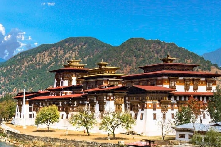 Bhutan in 3 Days: Paro, Thimphu & Taktsang (Tiger's Nest) photo 2