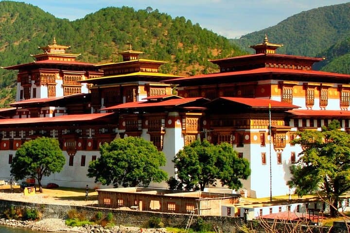 Bhutan in 3 Days: Paro, Thimphu & Taktsang (Tiger's Nest) photo 3