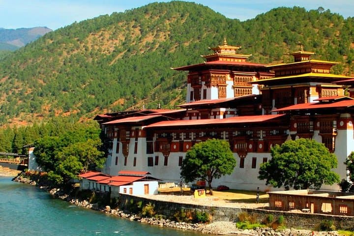 4-Day Bhutan Cultural Tour: Paro, Thimphu & Tiger's Nest photo 1