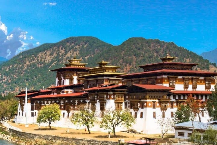 Bhutan in Five Days: Paro, Thimphu & Punakha Cultural Tour photo 2