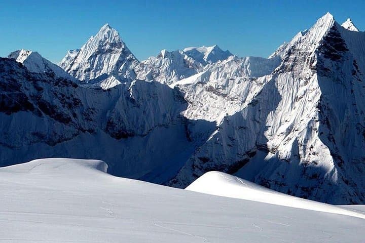Langtang Valley Trek: 11-Day Lodge Journey to Kyanjin Gompa and Tsergo Ri photo 3