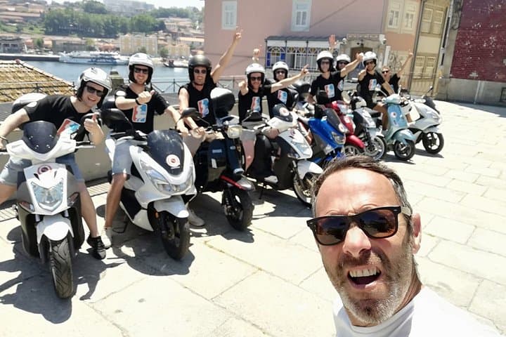 Half-Day Guided Scooter Tour in Porto: Essencia do Porto Highlights photo 2
