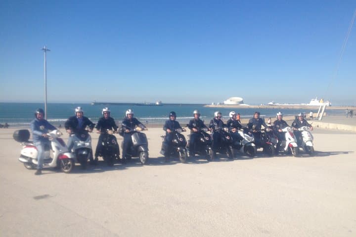 Half-Day Guided Scooter Tour in Porto: Essencia do Porto Highlights photo 4