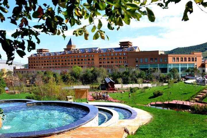 Yingjie Hot Spring Day Trip from Harbin — Private Bin County Hot Springs & Hot Pot photo 3