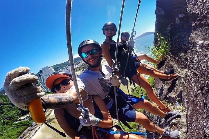 47-Meter Coastal Abseil in Guarujá — Instructor-Led Rappel Facing the Sea