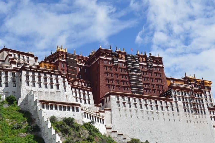 8-Day Tibet Tour: Fly-In Drive-Out to Everest Base Camp & Lhasa Highlights photo 3