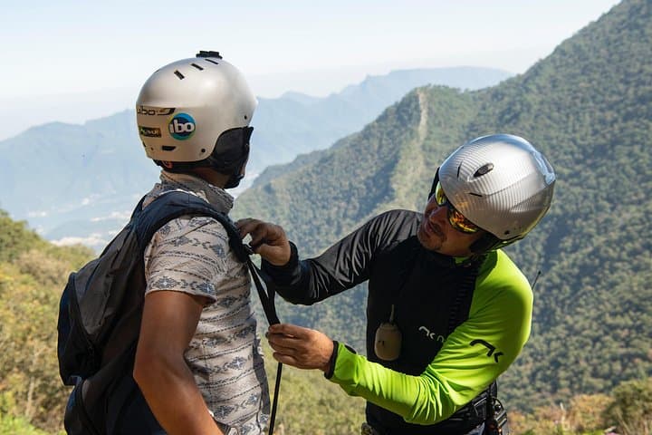 IBO Paragliding: Tandem Flight Over the Sierra Madre Near Monterrey photo 2