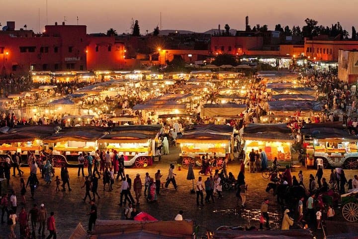 Marrakech Night Caleche Ride and Jemaa El-Fna Evening Stroll photo 3