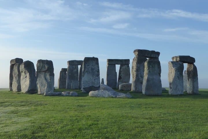 Stonehenge and Bath: 2-Day Private Tour from Southampton with Overnight in Bath photo 2
