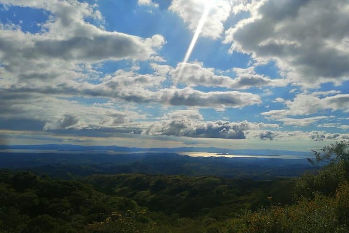 Private Transfer Monteverde to Jaco Beach — Door-to-Door Minivan with Stops photo 5