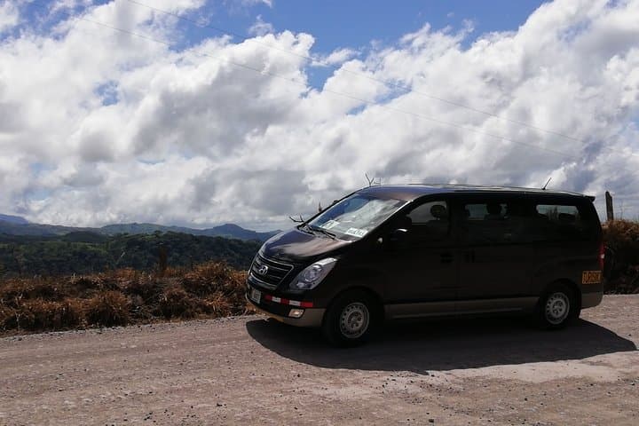 Private Transfer Monteverde to Jaco Beach — Door-to-Door Minivan with Stops