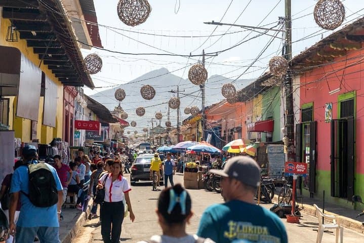 Granada Highlights: Las Isletas, Mombacho & Colonial City (4-Day) photo 4