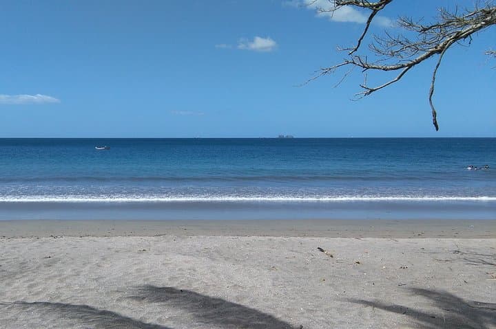 Private One-Way Minivan Transfer from San José (SJO) to Playas del Coco — 5-Passenger Comfort photo 4