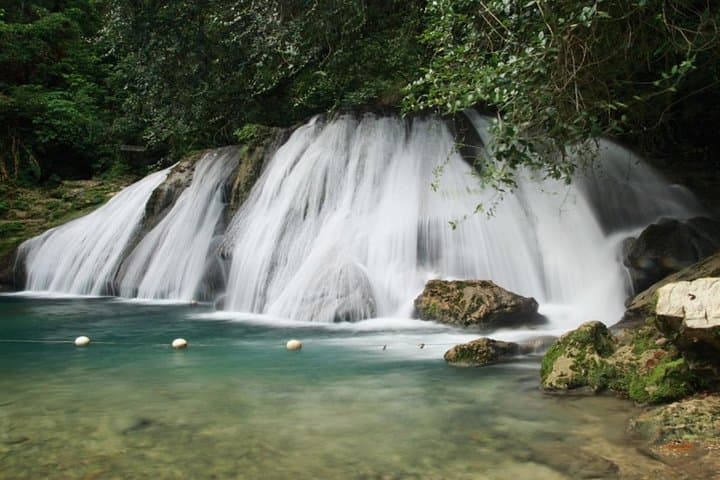 Blue Lagoon & Reach Falls: Private Day Tour from Port Antonio photo 4