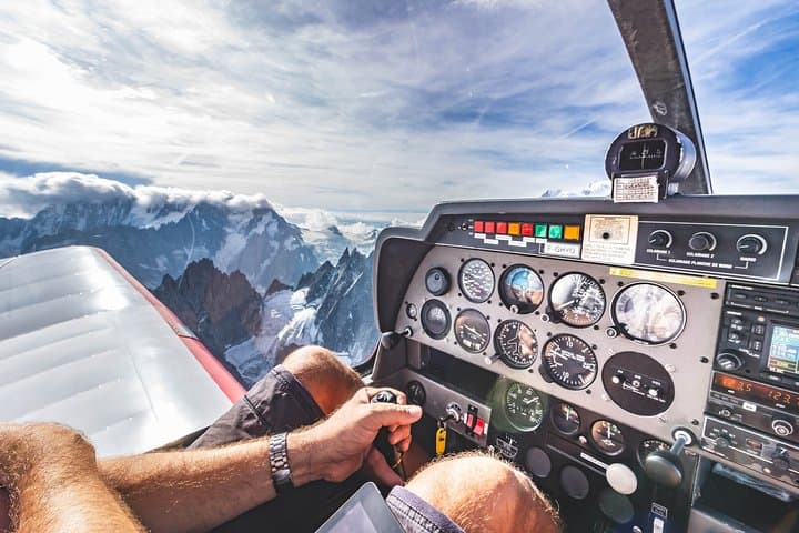 Private Sightseeing Flight Above the Doubs River from Besançon photo 5