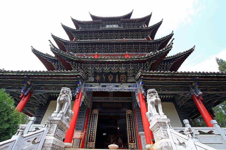 Lijiang Private Day Tour: Old Town, Mufu Palace & Wangu Tower with Lunch photo 5