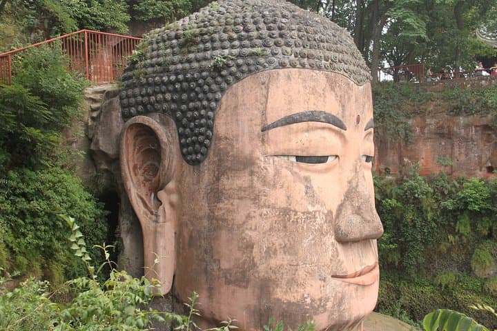 13-Day Private China Highlights: Chengdu, Chongqing, Yangtze Cruise, Zhangjiajie & Guilin photo 2