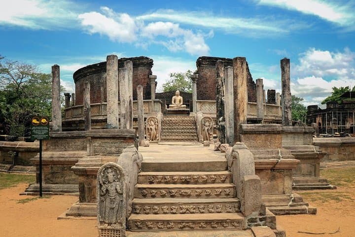 Colombo to Trincomalee: 2-Day Sigiriya, Elephant Safari & Polonnaruwa Transfer photo 4
