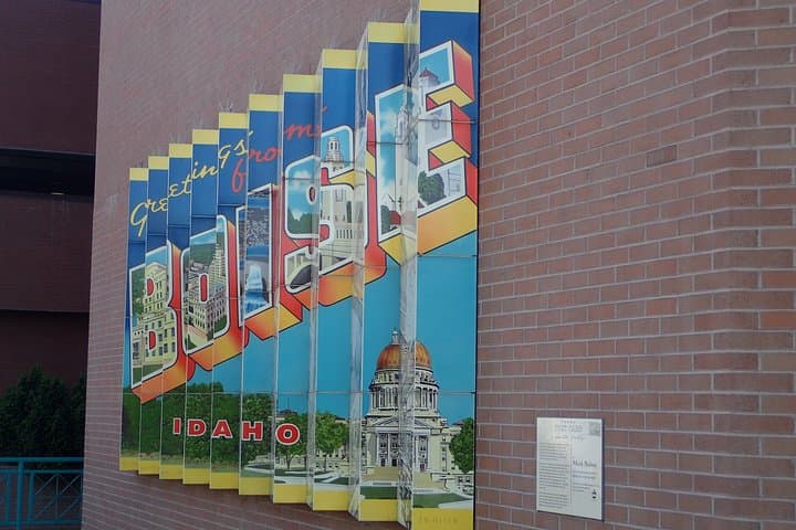 Boise Scavenger Hunt Adventure: Explore Downtown Landmarks & Hidden Gems photo 3