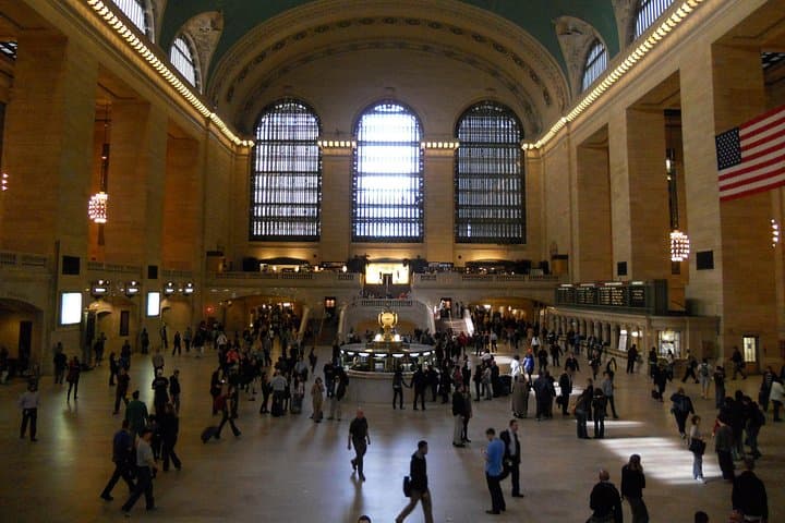 Midtown Manhattan Scavenger Hunt: Times Square to Grand Central Urban Quest photo 2