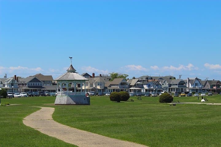 Oak Bluffs Martha's Vineyard Self-Guided Audio Walking Tour
