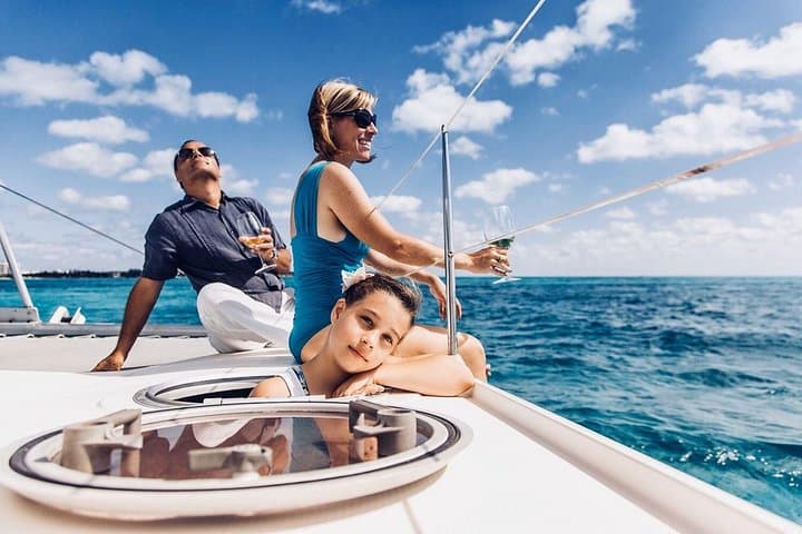 Private Deluxe Lobster Dinner Catamaran Cruise — Sunset Lobster Experience in Cancun photo 4