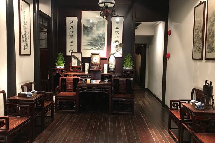 Shanghai Private Cultural Tour: Former French Concession & The Bund photo 3