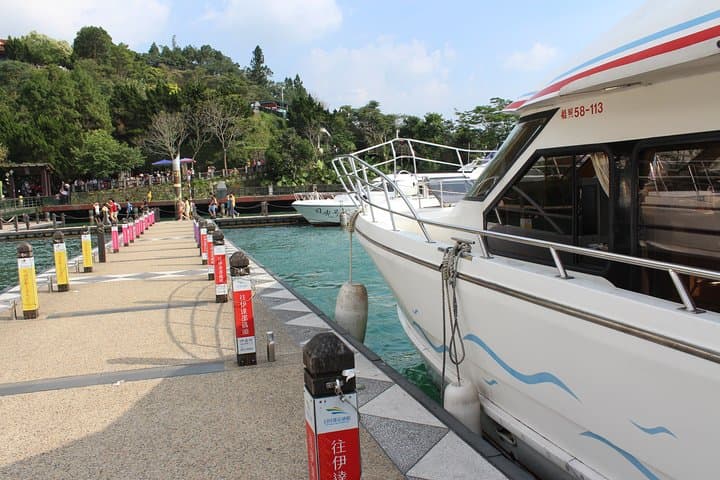 Sun Moon Lake One-Day Express: High-Speed Rail Tour from Taipei photo 6