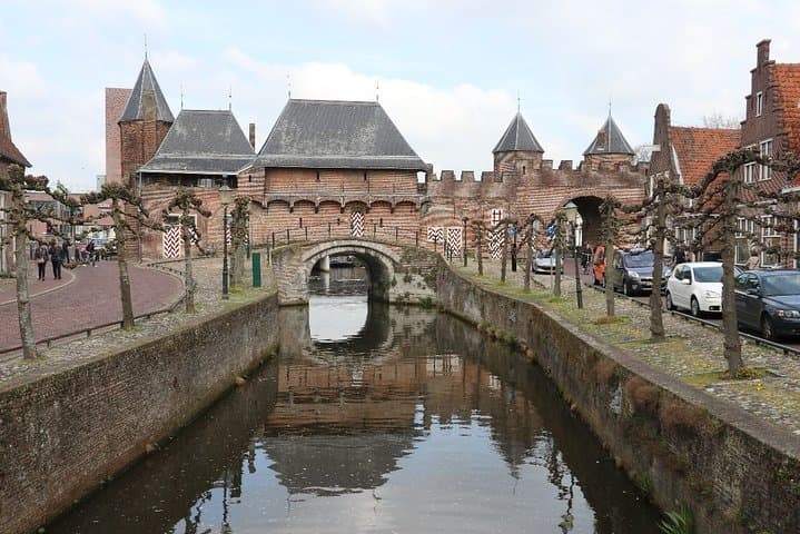 E-Scavenger Hunt Amersfoort: Self-Guided City Game on Your Phone photo 3