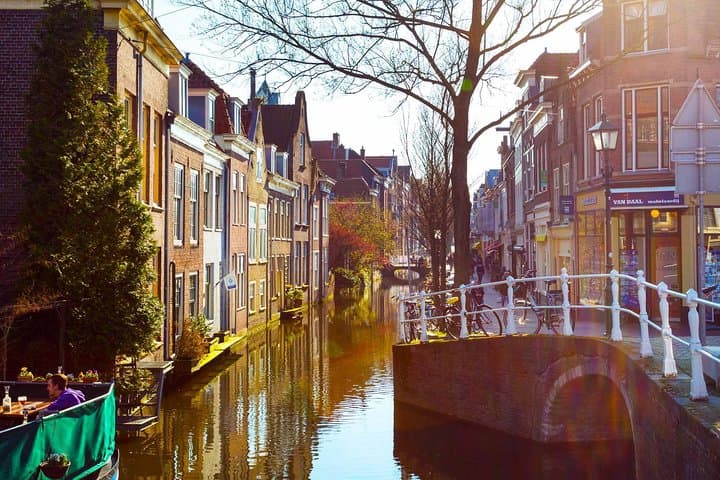 Delft e-Scavenger Hunt: Self-Guided City Game for Families and Groups photo 2