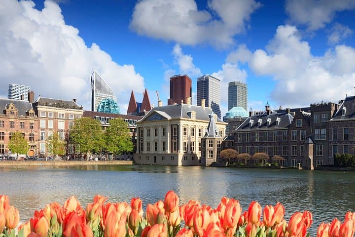 E-Scavenger Hunt The Hague: Self-Guided Qula City Trail for Families & Groups photo 2