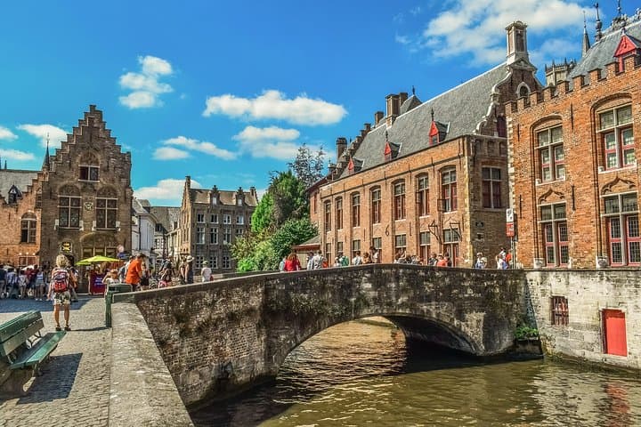 Bruges e-Scavenger Hunt: Self-Guided City Game & Family Trail photo 5