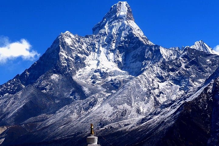 Ama Dablam Base Camp Trek: 12-Day Khumbu Journey Through Sherpa Valleys photo 3