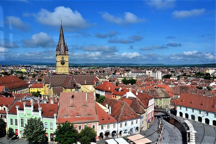 Transylvanian Week: Castles, Bran, Peles, Corvin & Saxon Villages photo 3