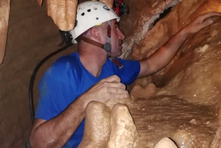 Caving in Granada: Rappel Into Cogollos Cave for Stalactites and Narrow Passages photo 4