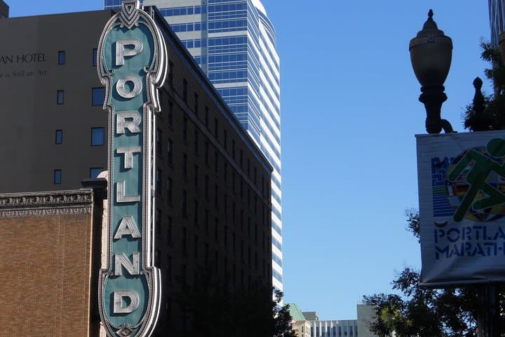 Portland Scavenger Hunt: Self-Guided 3-Hour Urban Adventure in Downtown photo 3