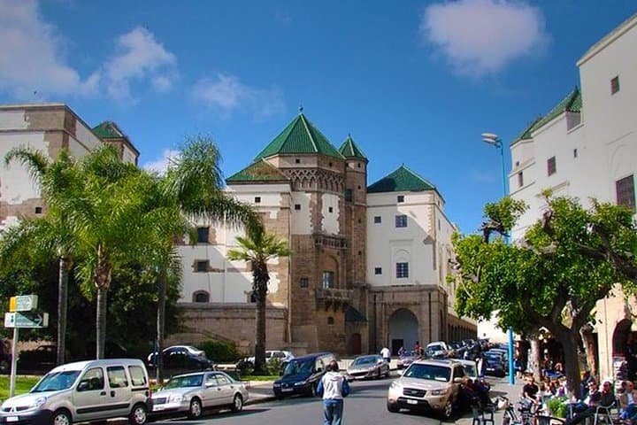 Marrakech to Casablanca Private Day Tour: Hassan II Mosque, Corniche & Old Medina photo 2