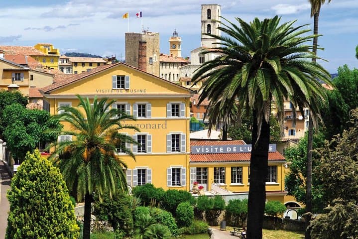Private Day Tour from Cannes: Grasse, Gourdon, Tourrettes & Saint-Paul-de-Vence photo 3