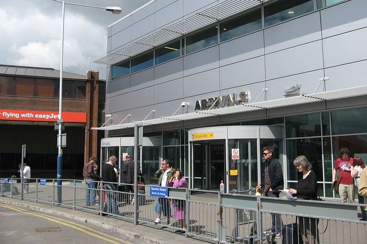 Private Transfers Between London Tilbury Cruise Port and Luton Airport: Door-to-Door Comfort photo 5