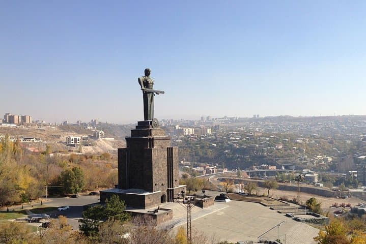 Yerevan Private City Tour: 3–4 Hour Mercedes Sightseeing photo 5