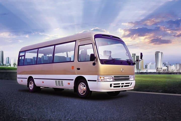 Private Transfer to Huangpu River Cruise Terminal — Shanghai Hotel Pickup & Night Cruise Access photo 3