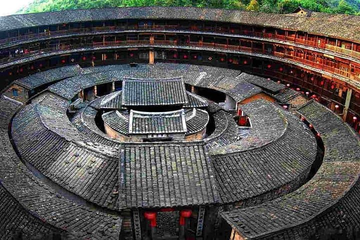 5-Day Private Xiamen to Guilin Tour — Tulou, Gulangyu & Li River Cruise photo 6