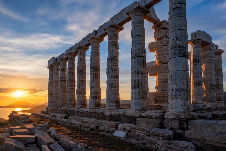 Athens Highlights & Sounio Temple of Poseidon Sunset Private Tour photo 5