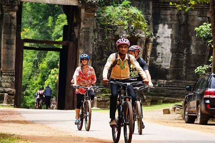 Full-Day Angkor Temple Bike Tour: Explore Angkor Wat, Angkor Thom & Jungle Temples