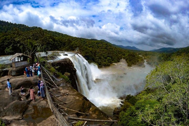 Athirappilly Falls & Cherai Beach Day Trip from Kochi — Waterfalls, Backwaters and Beach Activities photo 3