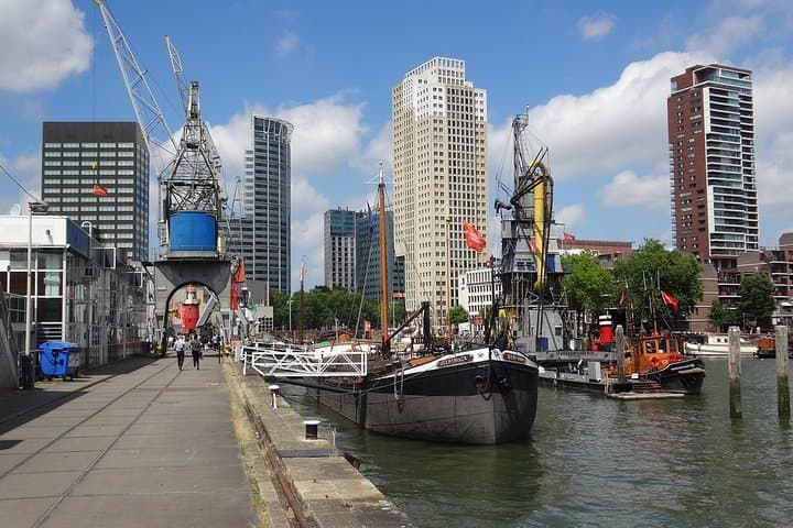 Rotterdam e-Scavenger Hunt — Self-Guided City Trail for Families & Groups photo 2